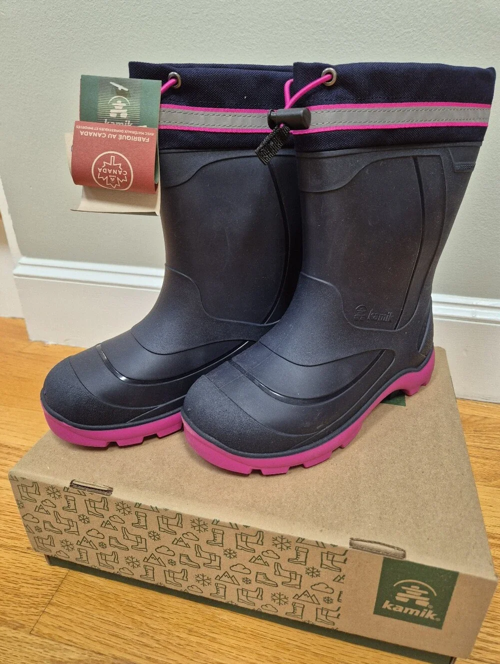 Kamik Kids Snobuster 3 Winter Snow Boots Navy Magenta Size 4 Yth NIB
